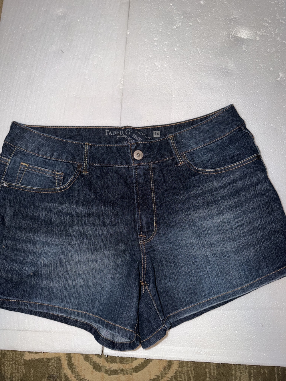 Faded Glory Women’s Dark Wash Denim Shorts - Navy Blue